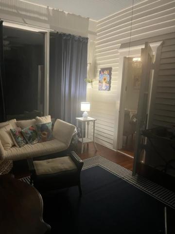 Jenny'S Downtown Hideaway Bed And Breakfast Laurel Exteriör bild